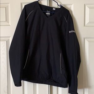 Envoy wind breaker pull over.
